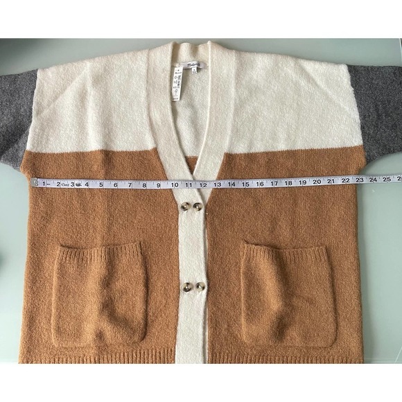 Madewell Allston Double-Button Cardigan Sweater in Colorblock - Picture 9 of 10